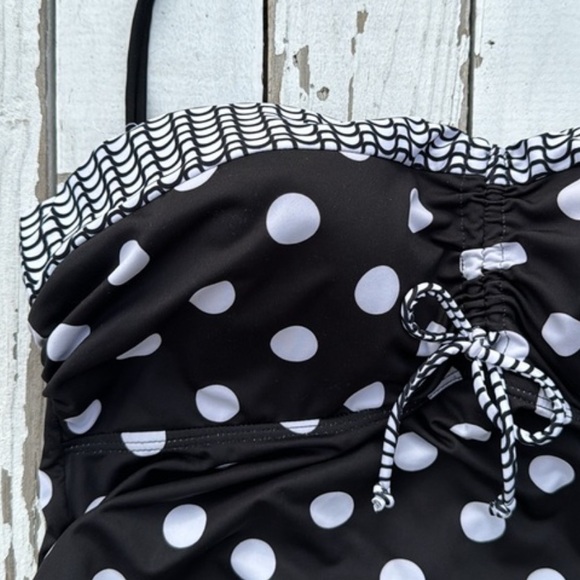 Retro Polka Dot Tankini Top in Black and White - Picture 4 of 6